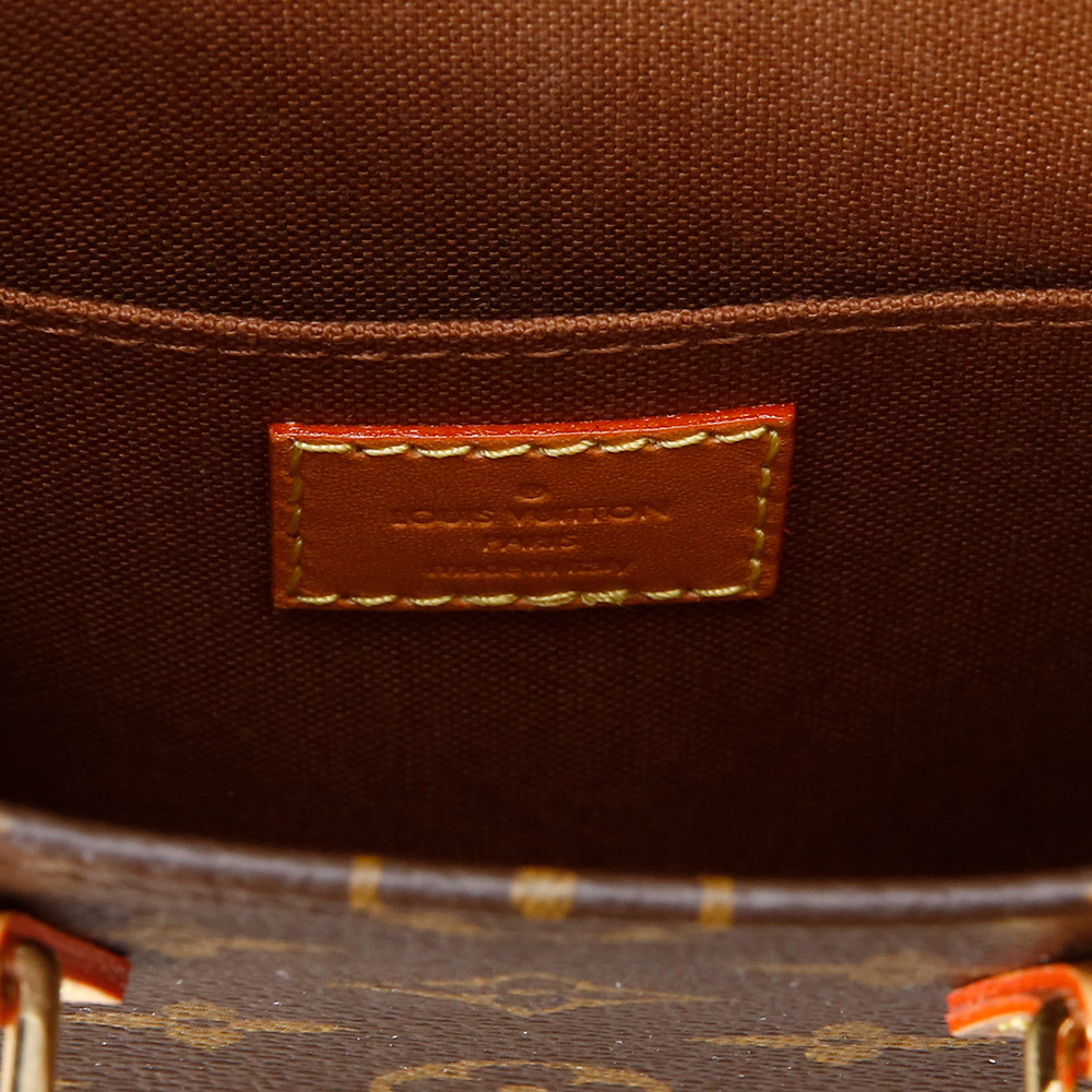 LOUIS VUITTON(NEW)루이비통 모노그램 쁘띠 삭 플라 (새제품) NEW PRODUCT